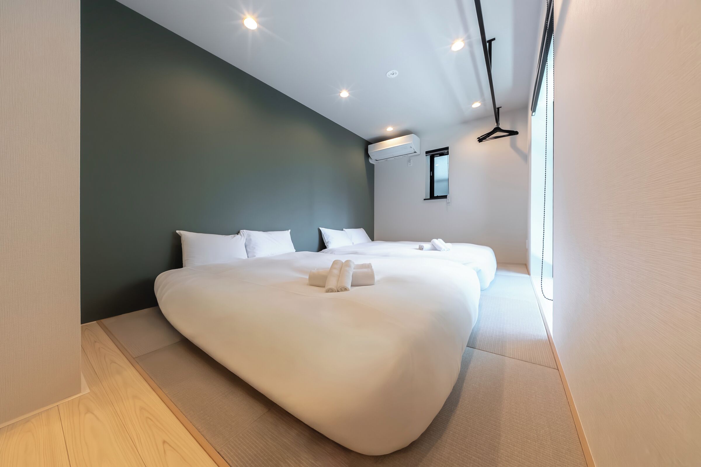 Wifi gratis y ropa de cama 
