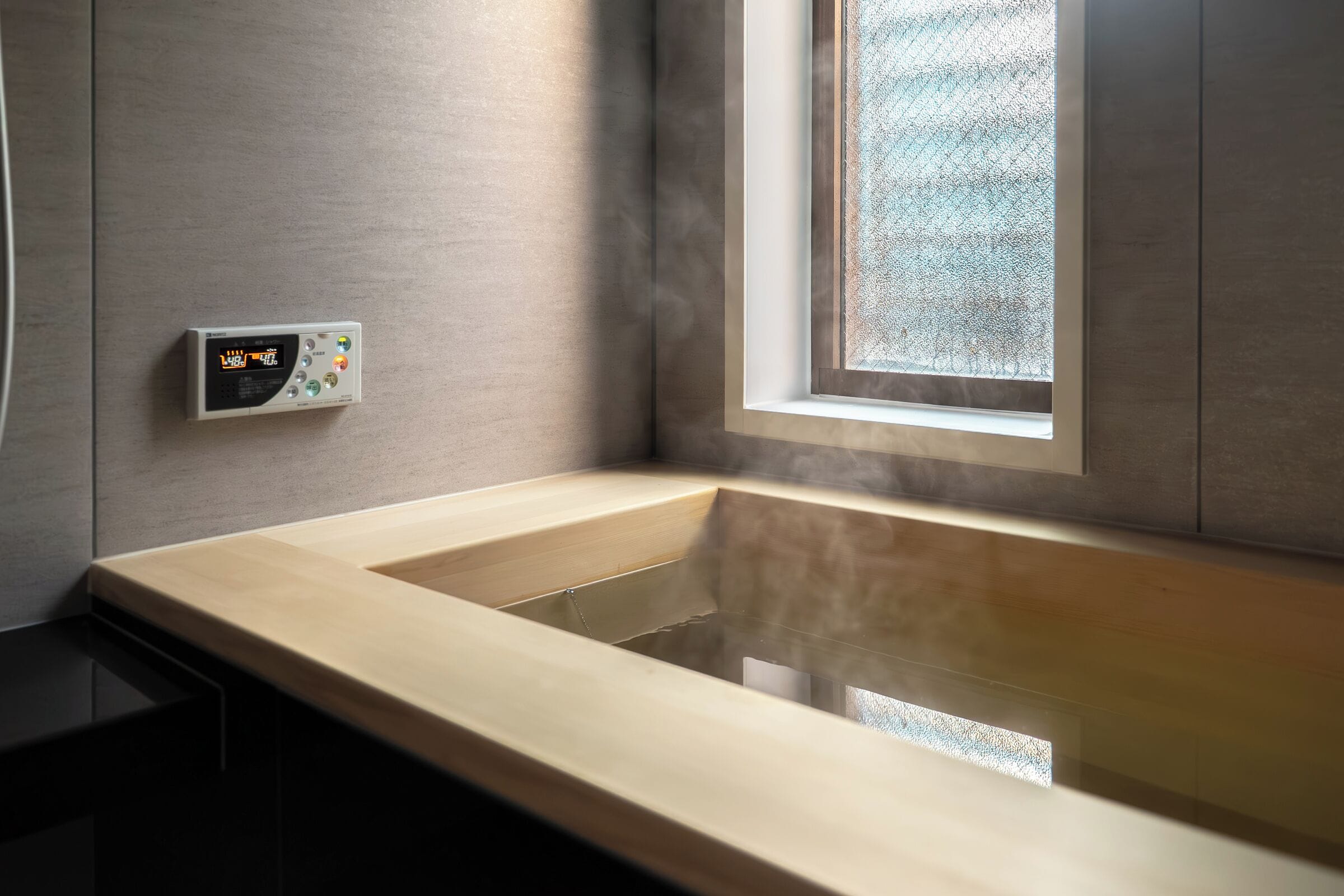 Villa, 3 habitaciones, vista al jardín | Baño | Amenidades de baño gratuitas, secadora de cabello, toallas, shampoo 