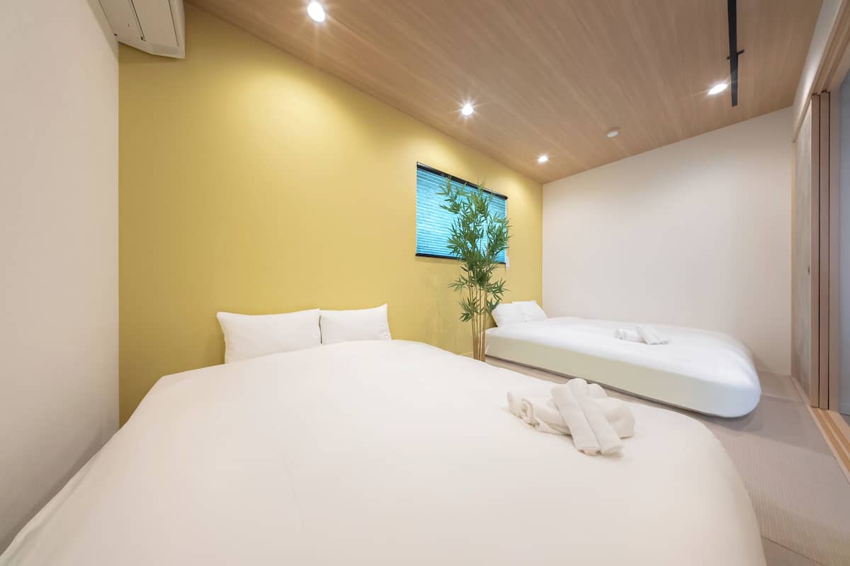 Svit - 2 queensize-sängar | Gratis wi-fi och sängkläder