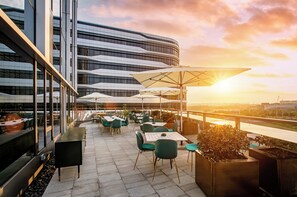 Outdoor dining - MaxX By Steigenberger Shanghai Hongqiao (Shanghai)
