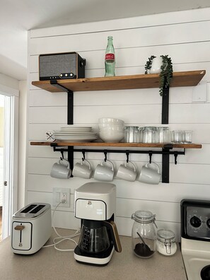 Private kitchen - Spacious cozy, comfy home in The Poconos, private community of The Hideout (Hamlin)