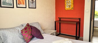 Azul: Paradise: Pool, Lake, and 24/7 Security. South Guadalajara, Pet-Friendly