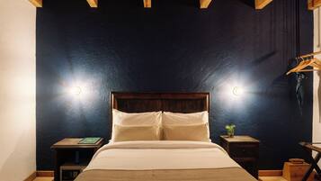 Standard Double Room | In-room safe, desk, laptop workspace, blackout drapes