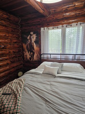 Room - Riverfront Luxury private
Cabin (Plano)