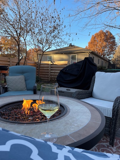 Beautifully Renovated Home with Backyard Oasis, 5 Min to Legends & Sporting KC