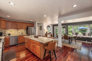 Fridge, microwave, oven, stovetop - Fable House - Riverfront Ranch on the South Fork Kaweah River - Sleeps 8 (Three Rivers)