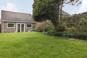 Exterior - Bungalow - Sleeps 2 - Parking (Newquay)