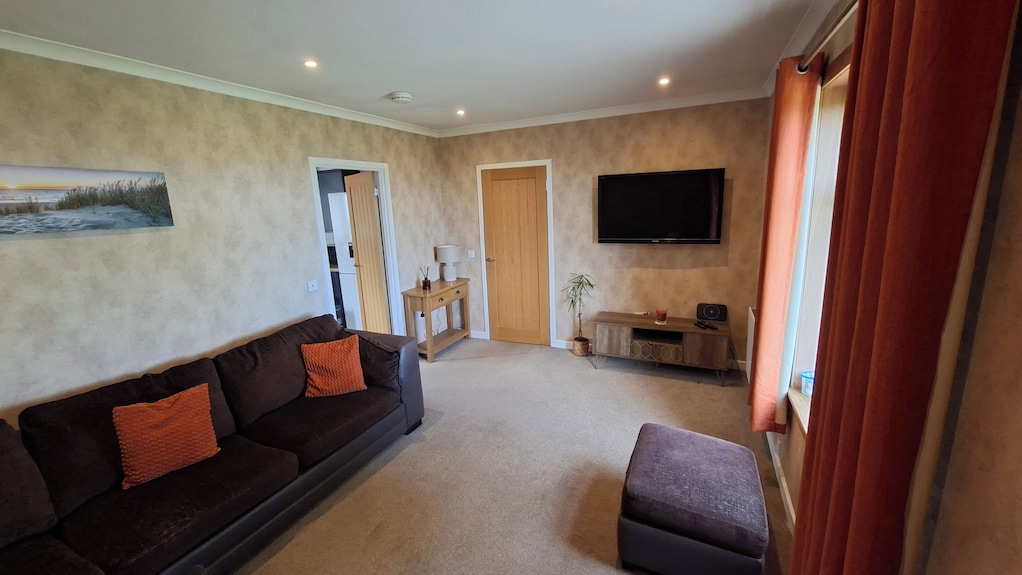 Golspie, Firthview, A Cosy Seafront Escape - Golspie