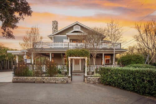Lincourt by Polo House and Bungalows