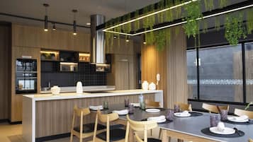 Luxury Apartment, Lanai, Sea View | Dining