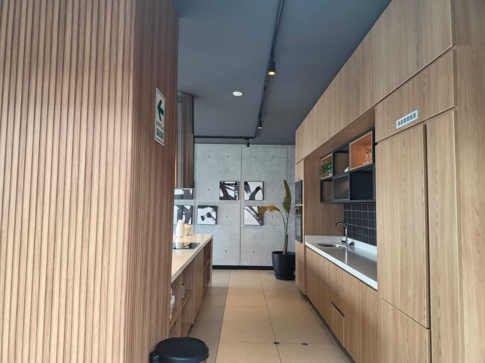 Apartamento superluxo, varanda coberta, vista para o mar | Parte interna