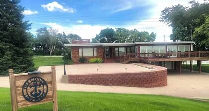 Off Course Lake House