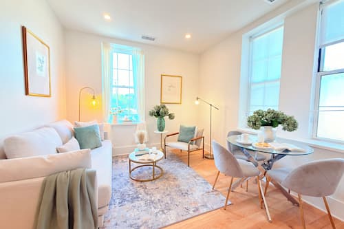 Family Apartment, City View | Living area