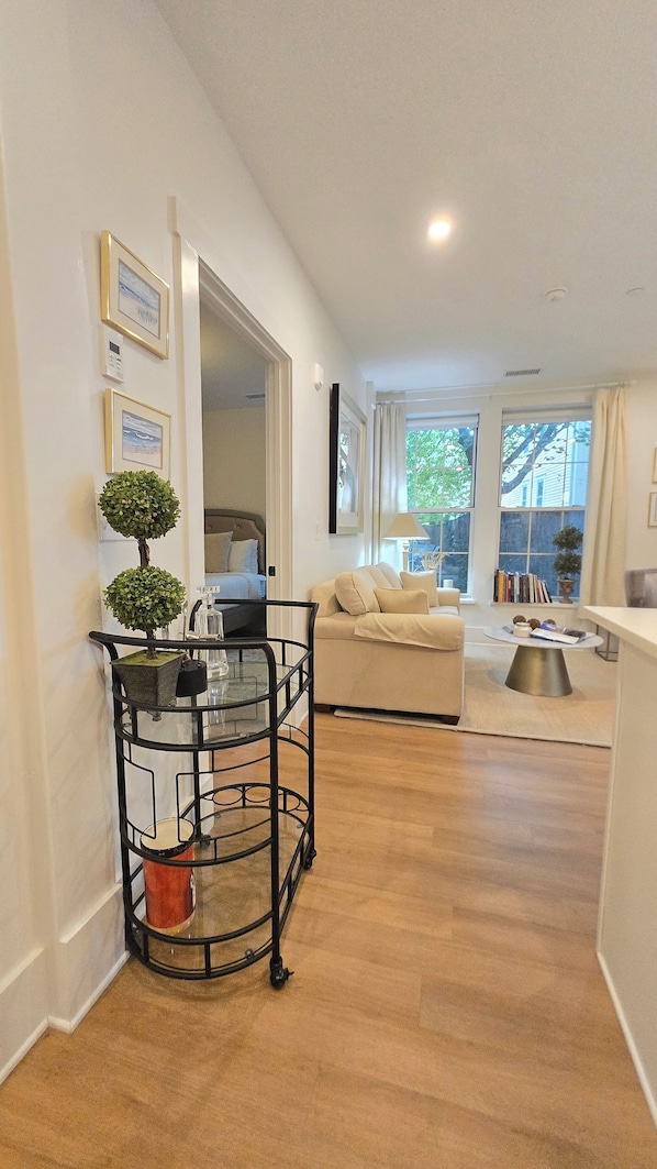 Classic Apartment, Courtyard View | Interior