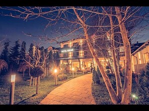 View from property - Hotel Oscar (Campina)