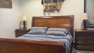 2 bedrooms, WiFi, bed sheets