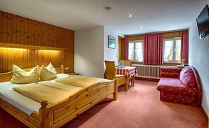 Room - Hotel Zum Lv Wen Unteres Wirtshaus (Titisee-Neustadt)