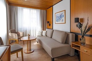 Room - Hotel Goldener Hirsch (Kaufbeuren)