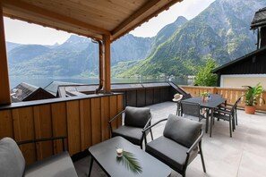 View from property - Weisses Lamm (Hallstatt)