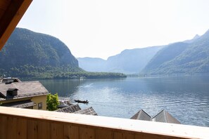 View from property - Weisses Lamm (Hallstatt)
