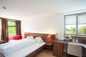 View from property - Seehotel Delphin (Meisterschwanden)