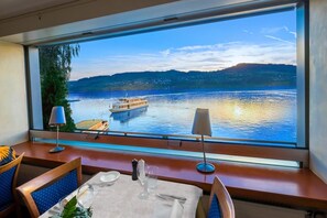 View from property - Seehotel Delphin (Meisterschwanden)