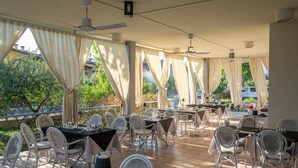 View from property - Hotel La Carica (Pastrengo)
