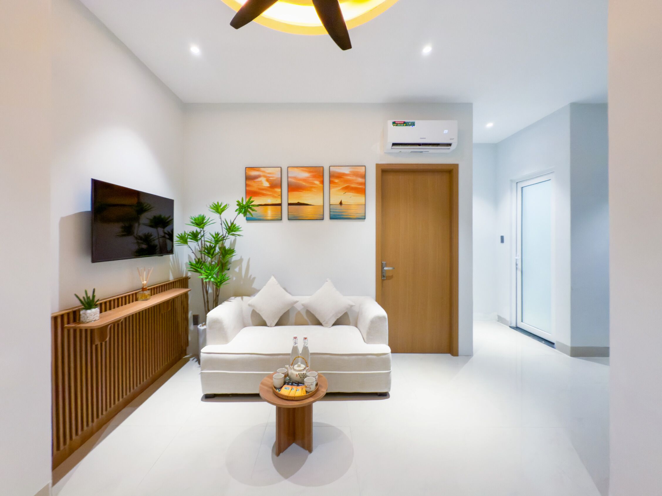 Standard Apartment, 2 Bedrooms, Kitchen | Living area