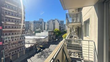 Apartamento, 1 quarto, sacada, vista para a cidade | Sacada