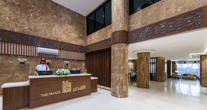 Al Qasr Al Tahlia Khamis Mushit
