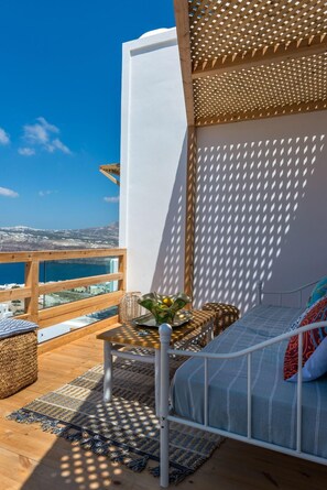 Room - Summer Lovers Villa (Santorini)