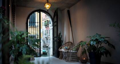 Aqua Apartments