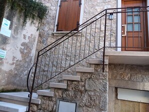 Lobby - Appartamento Pozzo (Brenzone sul Garda)