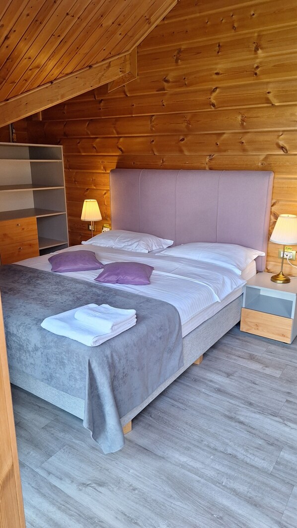 Room - Transylvania Mountain Chalet (Bran)