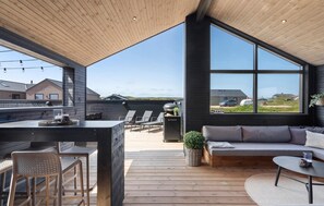 Outdoor dining - Stunning home in Hvide Sande with sauna (Hvide Sande)