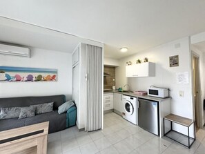 Room - Apartsalou (Salou)
