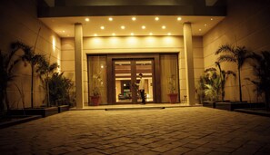 Lobby - Silver Palm Hotel And Resorts Pvt. Ltd (Malout)