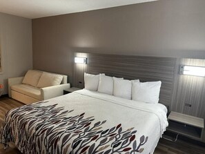 Room - Red Roof Reno (Reno)