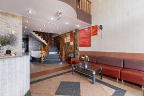 Lobby - Front Beach Hotel By Joi Hospitality (Vung Tau)