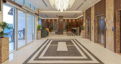 The Seasons Hotel-abi Zur