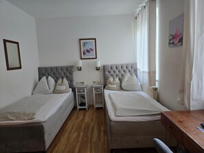 Unclassified image, 5 of 71, button - Hotel Hafnerwirt (Hallein)