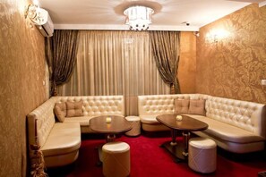 View from property - Hotel Diamond (Kazanlak)
