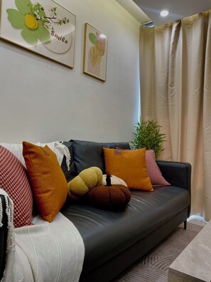 Living area - The Peak Residence by Torent Property (Phnom Penh)