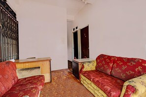 Lobby - Spot On 92167 Jodoh Stay Syariah (Batam)