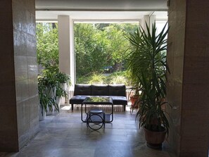 Unclassified image, 3 of 32, button - Hotel Park (Burgas)