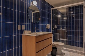 Departamento familiar | Baño | Amenidades de baño gratuitas, toallas, jabón, shampoo 