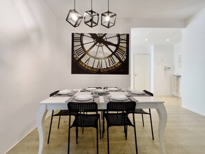 Dining - Vrbo Property (Sesto Calende)