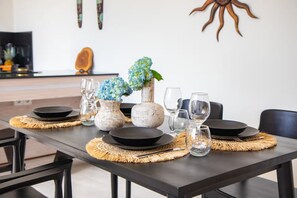 Design Villa, 2 Bedrooms, Private Pool | Dining - Kubung Villa Bali (Kerobokan)