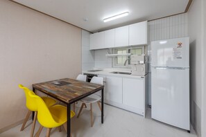 Basic Room, 1 Bedroom (Peter Pan A103) | 1 bedroom, free WiFi