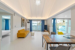 Basic Room, 3 Bedrooms (Elsa A201) | 1 bedroom, WiFi (free)